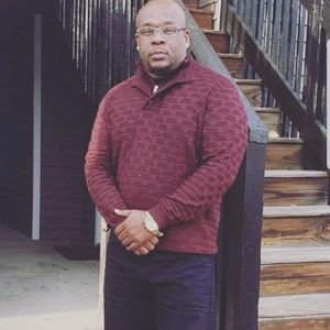 Meet your Posher, Travis